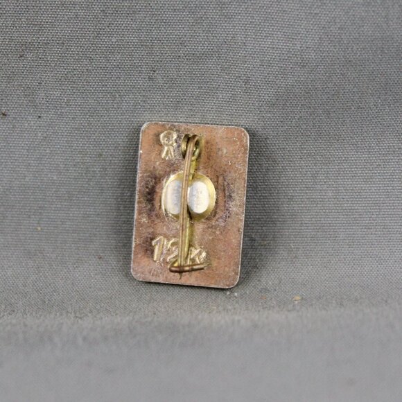 Vintage Hockey Pin - 1979 World Championships Official Logo - Stamped Pin - Picture 2 of 3